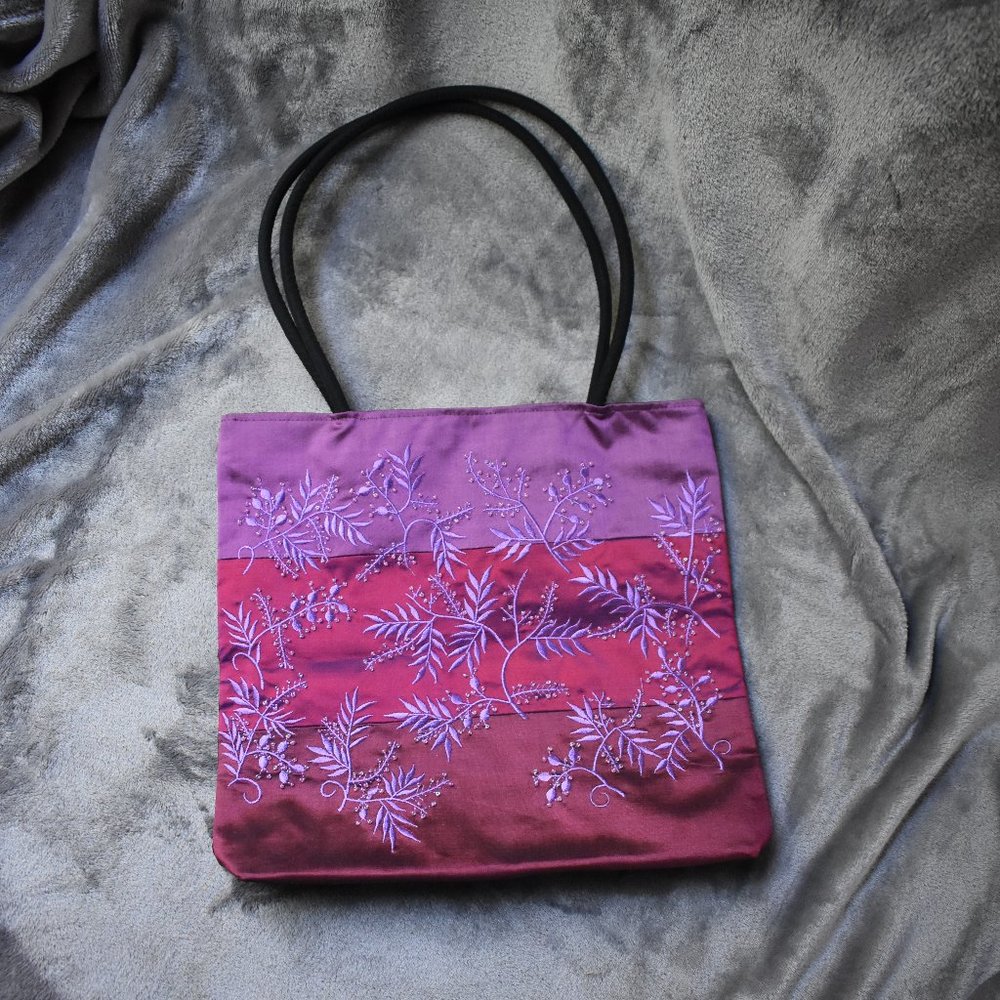 Iridescent Embroidered and Beaded Zipper Top Purse - Picture 1 of 16